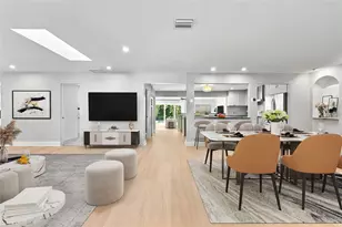 1740 S Orange Ave, Sarasota, FL 34239 - Photo 5