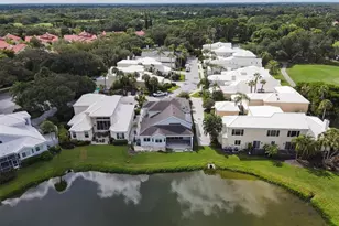 7716 Club Ln, Sarasota, FL 34238 - Photo 5