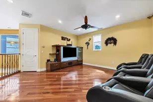 7716 Club Ln, Sarasota, FL 34238 - Photo 47