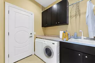 7716 Club Ln, Sarasota, FL 34238 - Photo 43