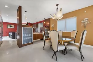 7716 Club Ln, Sarasota, FL 34238 - Photo 19