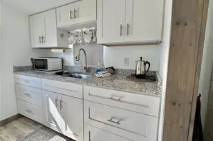 10315 Cortez Rd W St, Bradenton, FL 34210 - Photo 21