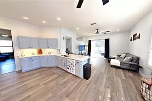 4307 Manfield Dr, Venice, FL 34293 - Photo 11