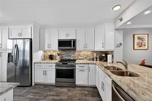 4480 Fairways Blvd, Bradenton, FL 34209 - Photo 11