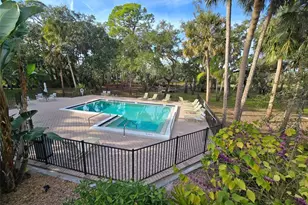 2718 Orchid Oaks Dr, Sarasota, FL 34239 - Photo 17