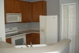 3421 Parkridge Cir, Sarasota, FL 34243 - Photo 5