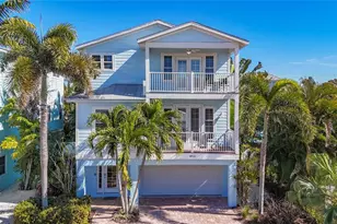 4805 2nd Ave, Holmes Beach, FL 34217 - Photo 1