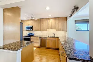 1601 Bayhouse Point Dr, Sarasota, FL 34231 - Photo 11