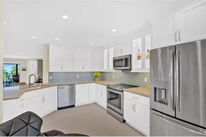 9226 Midnight Pass Road #3B, Sarasota, FL 34242 - Photo 11