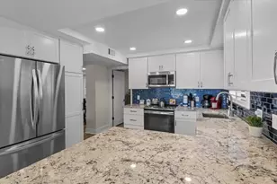 6326 Midnight Pass Rd, Sarasota, FL 34242 - Photo 11