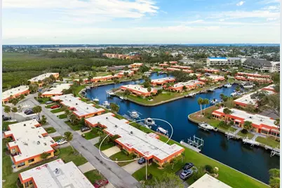 9527 Azure Cove, Bradenton, FL 34210 - Photo 3