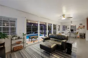 428 Sapphire Dr, Sarasota, FL 34234 - Photo 25