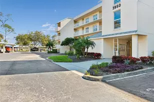 3950 Ironwood Cir, Bradenton, FL 34209 - Photo 3