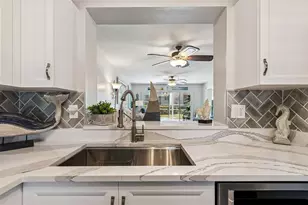 3950 Ironwood Cir, Bradenton, FL 34209 - Photo 27