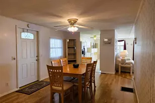 302 Oakwood Blvd W, Sarasota, FL 34237 - Photo 23