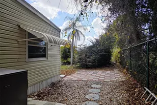 302 Oakwood Blvd W, Sarasota, FL 34237 - Photo 7