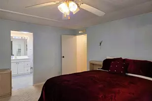 302 Oakwood Blvd W, Sarasota, FL 34237 - Photo 29