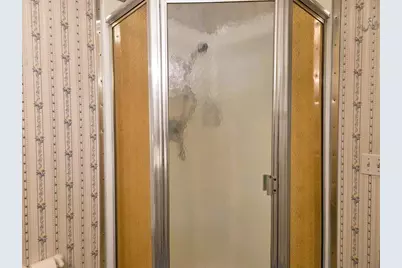 302 Oakwood Boulevard W, Sarasota, FL 34237 - Photo 37