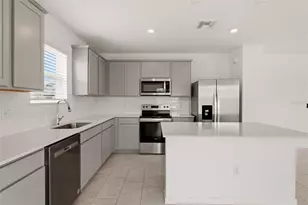 11753 Capstan Pl, Parrish, FL 34219 - Photo 9