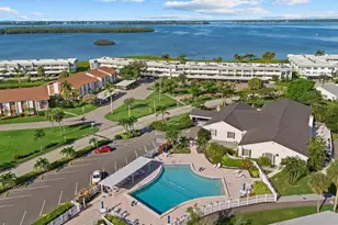 4852 Independence Dr, Bradenton, FL 34210 - Photo 1