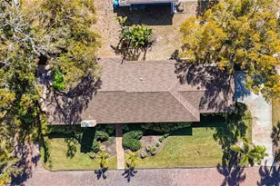 7310 4th Ave S, Saint Petersburg, FL 33707 - Photo 3