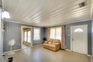 2118 53rd Ave W, Bradenton, FL 34207 - Photo 9