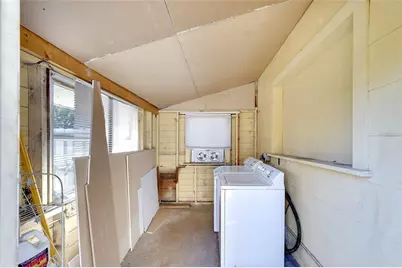 2118 53rd Avenue W, Bradenton, FL 34207 - Photo 21