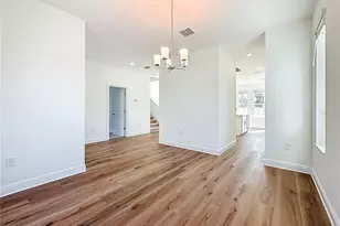 1066 8th Ave S, Saint Petersburg, FL 33705 - Photo 13