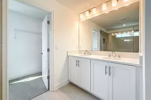 1066 8th Ave S, Saint Petersburg, FL 33705 - Photo 45