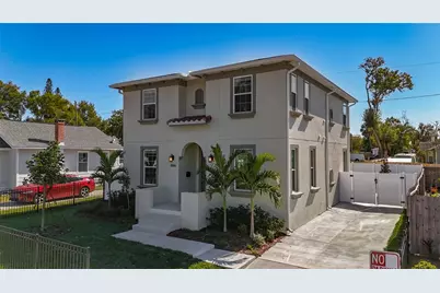 1066 8th Avenue S, Saint Petersburg, FL 33705 - Photo 1