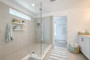 1066 8th Ave S, Saint Petersburg, FL 33705 - Photo 37