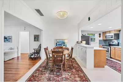 3734 Iroquois Avenue, Sarasota, FL 34234 - Photo 7