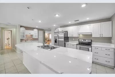 2217 Buena Vista Drive, Clearwater, FL 33764 - Photo 5