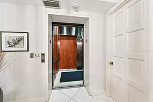 2410 Harbourside Dr, Longboat Key, FL 34228 - Photo 5