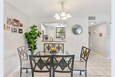 611 Woodlawn Drive #611, Bradenton, FL 34210 - Photo 5