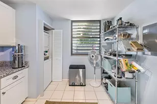 611 Woodlawn Dr, Bradenton, FL 34210 - Photo 9