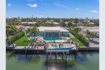 625 Dundee Lane, Holmes Beach, FL 34217 - Photo 35