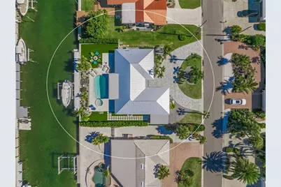 625 Dundee Lane, Holmes Beach, FL 34217 - Photo 33