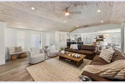 625 Dundee Lane, Holmes Beach, FL 34217 - Photo 5