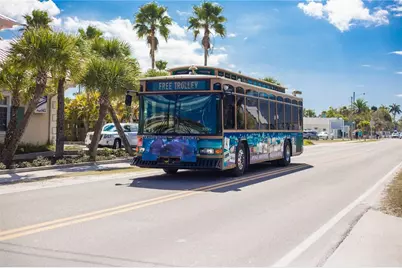 625 Dundee Lane, Holmes Beach, FL 34217 - Photo 41