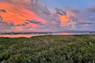 1300 Benjamin Franklin Dr, Sarasota, FL 34236 - Photo 19
