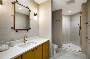 1300 Benjamin Franklin Dr, Sarasota, FL 34236 - Photo 39