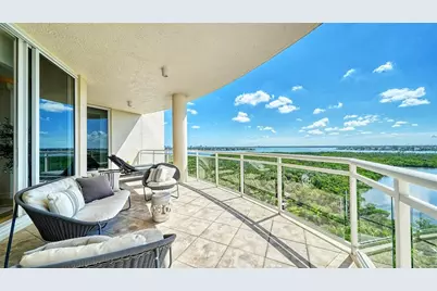 1300 Benjamin Franklin Drive #809, Sarasota, FL 34236 - Photo 15
