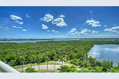 1300 Benjamin Franklin Drive #809, Sarasota, FL 34236 - Photo 21