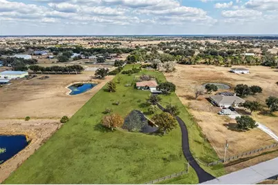 803 Bel Air Star Parkway, Sarasota, FL 34240 - Photo 35