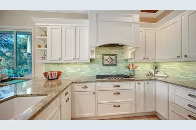 101 Sunset Lane, Anna Maria, FL 34216 - Photo 17