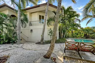 101 Sunset Ln, Anna Maria, FL 34216 - Photo 9