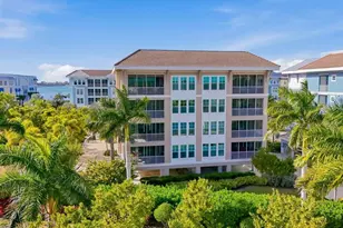 395 Aruba Cir, Bradenton, FL 34209 - Photo 1