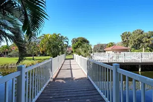 5039 Kestral Park, Sarasota, FL 34231 - Photo 35