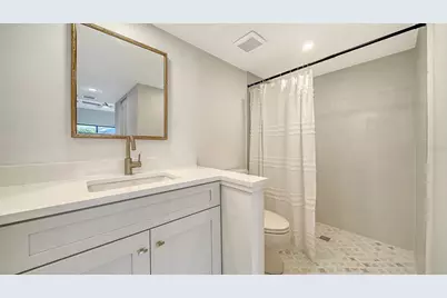 5039 Kestral Park #67, Sarasota, FL 34231 - Photo 25